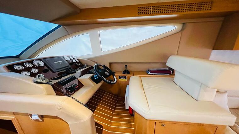 44 Ft Yacht Private Charter