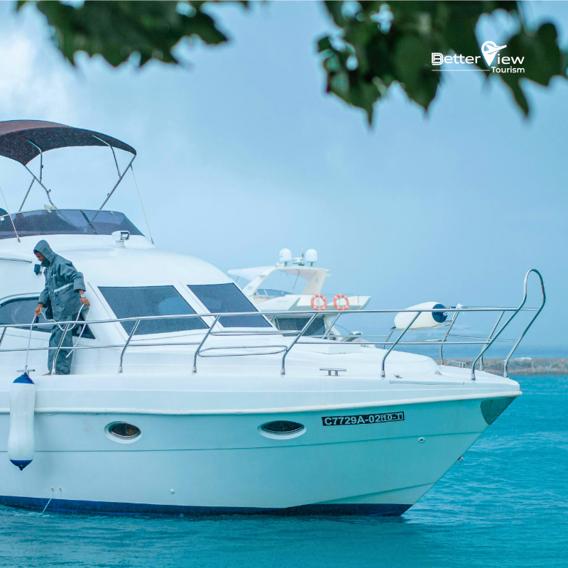 Dinner Yacht Cruises in Dubai Marina: A Must-Do Experience