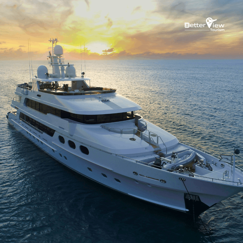 Dubai Marina vs Palm Jumeirah: Which Yacht Routes is best to Explore the Beauty of Dubai