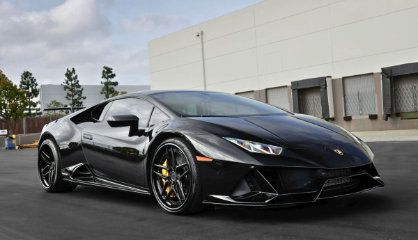 Lamborghini Huracán EVO Black Convertible