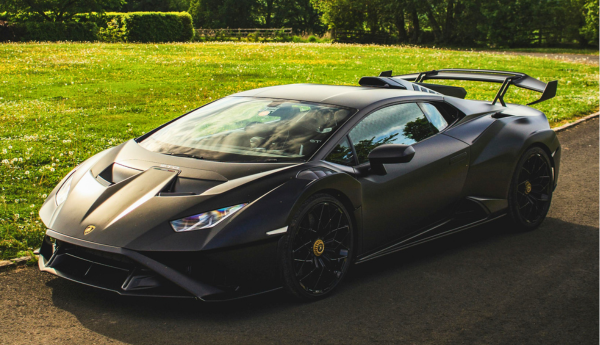 Lamborghini Huracán STO