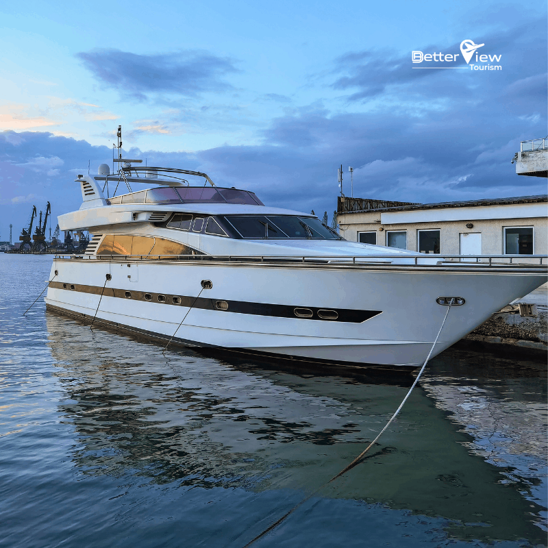 Best Season to Enjoy a Yacht Ride in Dubai